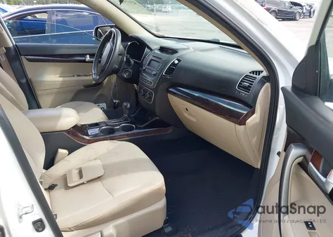 2014 Kia Sorento Lx from USA, damaged, VIN 5XYKT3A65EG526503